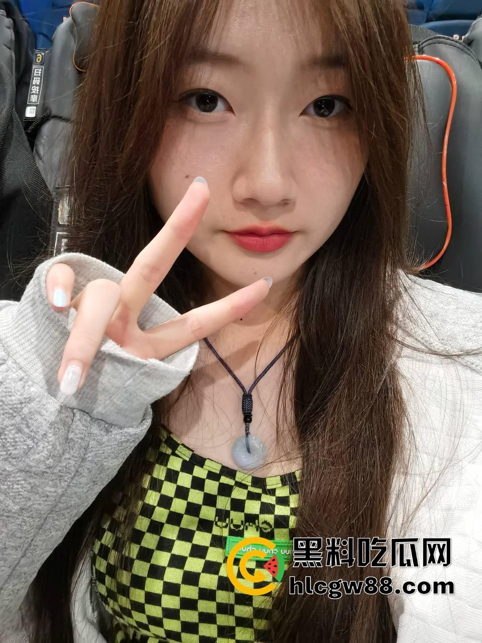 图书馆认识的学姐【宋怡】私下竟是骚浪母狗,背着男友开房放纵,被操到浪叫只求爽,不走心只走肾!-3